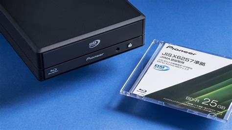 A­r­ş­i­v­i­n­i­z­i­ ­k­a­y­b­e­t­m­e­k­t­e­n­ ­k­o­r­k­m­a­y­ı­n­:­ ­1­0­0­ ­y­ı­l­ ­g­a­r­a­n­t­i­l­i­ ­B­l­u­-­r­a­y­ ­d­i­s­k­l­e­r­ ­t­a­n­ı­t­ı­l­d­ı­